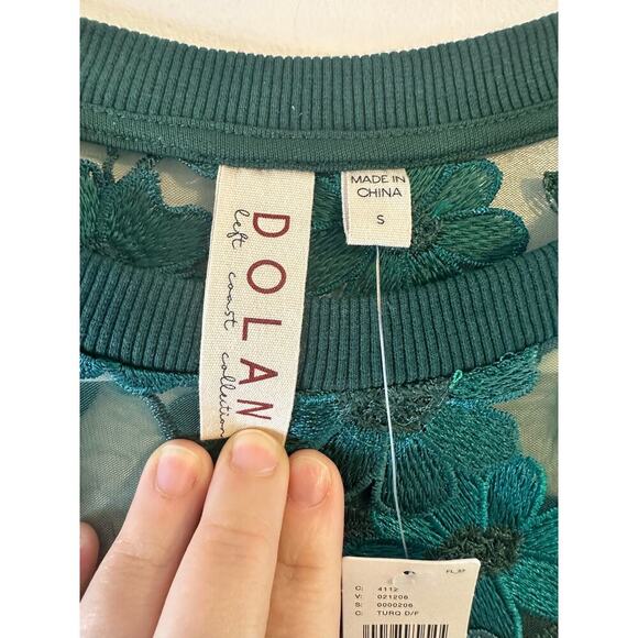 NWT Anthropologie Dolan Coast Flower Appliqué Sheer Green Romantic Tee Small - Picture 6 of 10